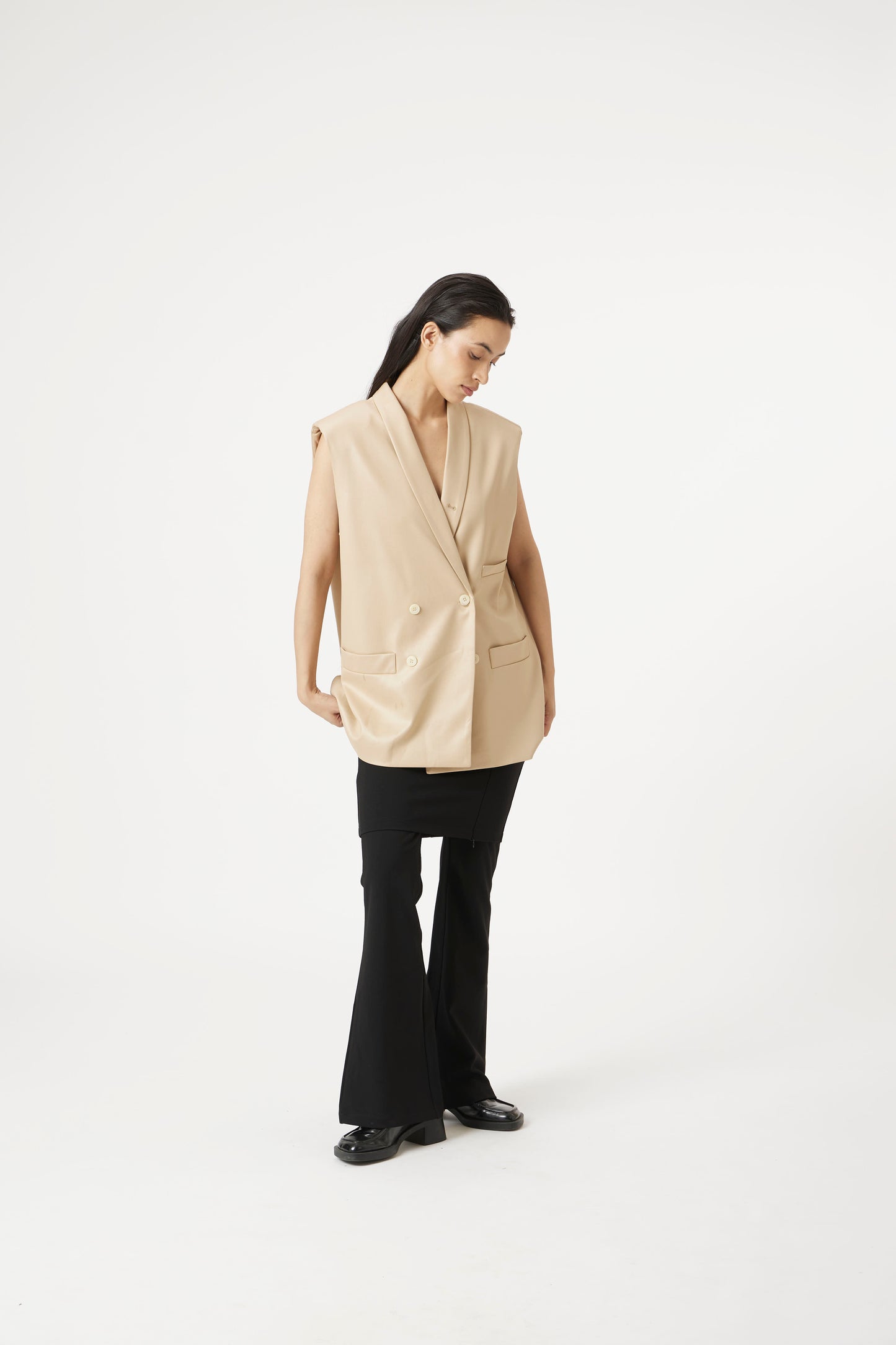 chic sleeveless beauty