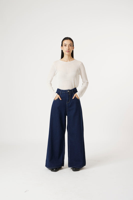 Blue easy denims