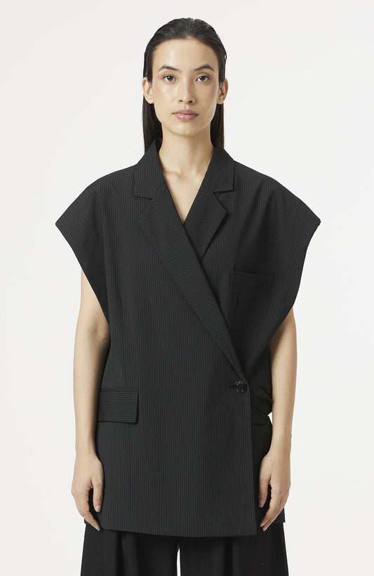 black off grid blazer