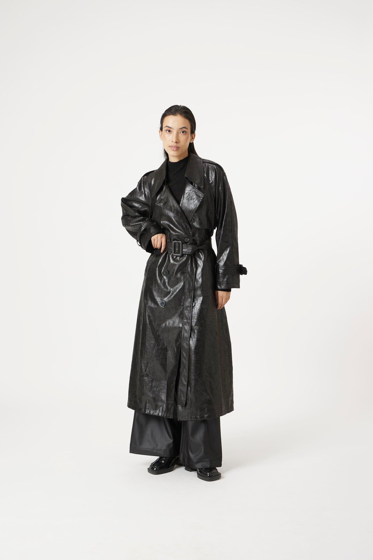patent line trench