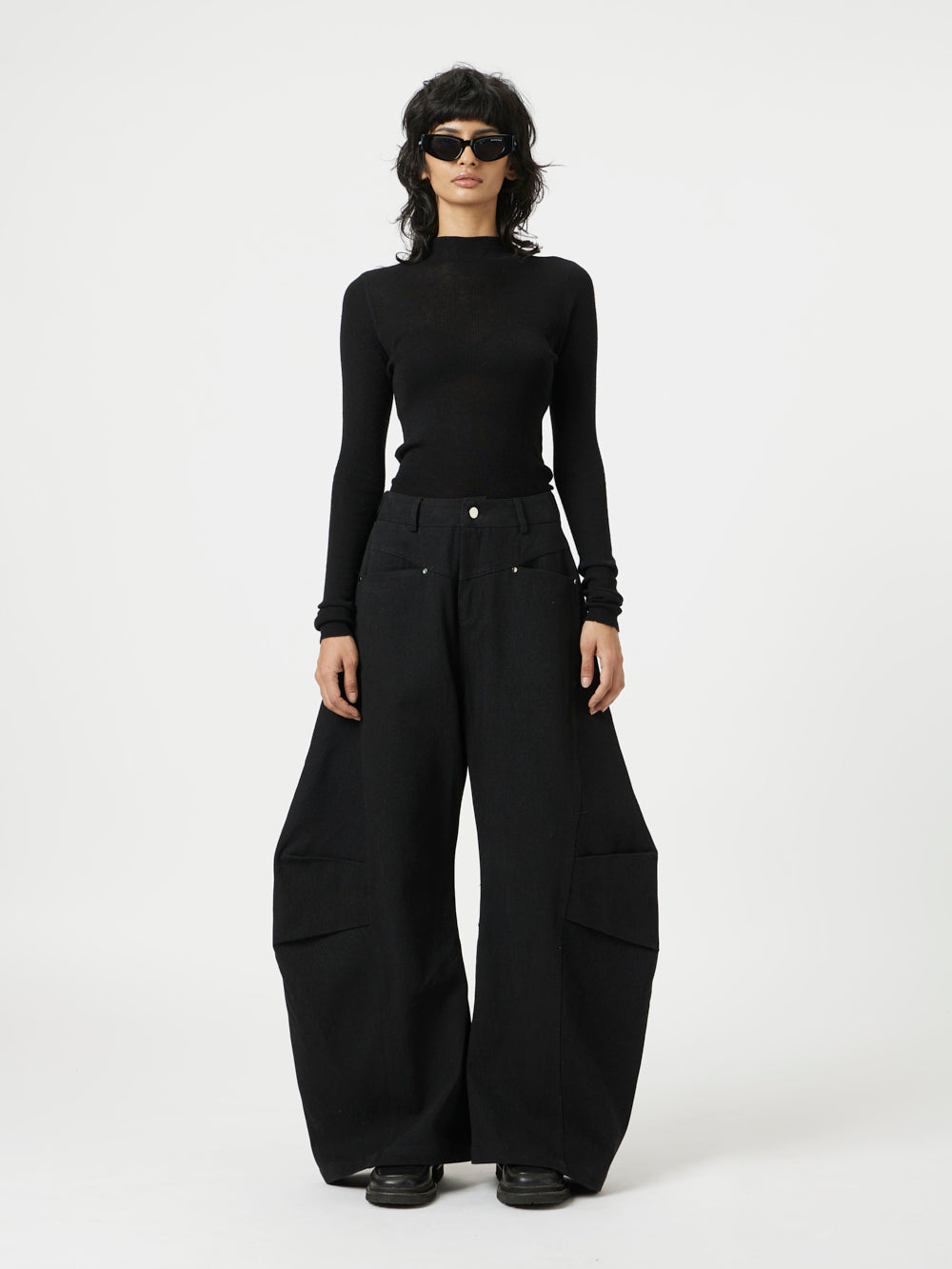 Black Full Orbit Pants